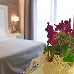 فندق كريستال كاوْرلي