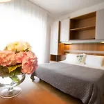 Otel Crystal