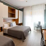 水晶酒店