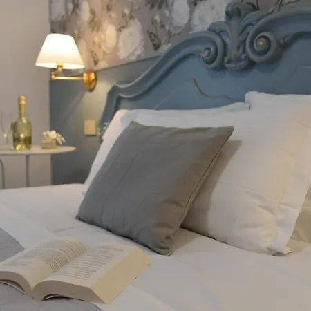 Crystal ホテル