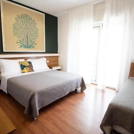 فندق كريستال كاوْرلي